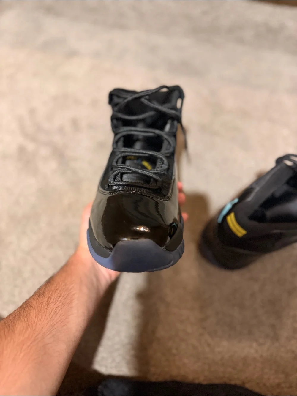 Jordan Men's size 10 gamma 11